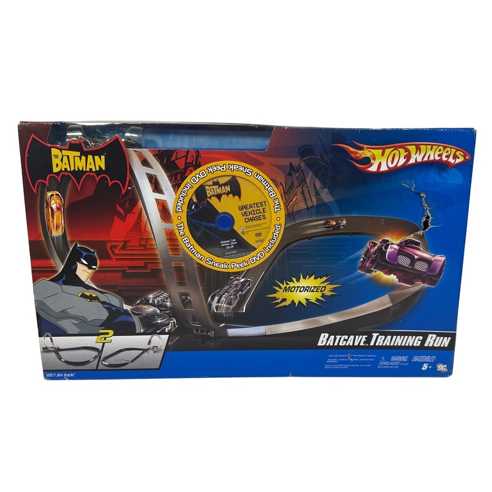 NEW Hot Wheels Batman Batcave Training Run Motorized Track Set L1906 with DVD